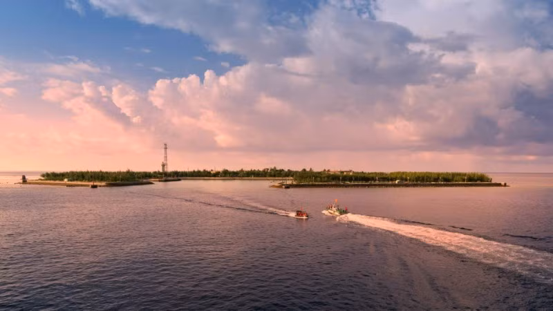 Toàn cảnh đảo Sinh Tồn.