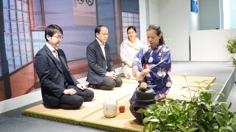 Lấy cảm hứng từ nghi thức trà đạo Kuchikiri-no-chaji. (Ảnh: UNDP)