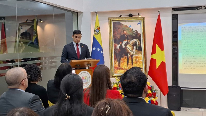 Đại sứ Đặc mệnh toàn quyền Venezuela tại Việt Nam Juan Carlos Fernandes Juárez khẳng định tầm quan trọng của quan hệ ngoại giao Việt Nam-Venezuela. (Ảnh: KHẮC KIÊN)