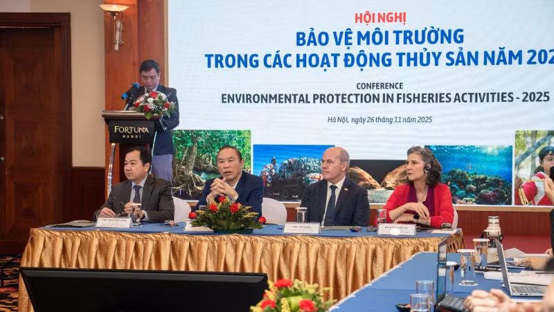 Các đại biểu chủ trì Hội nghị. (Ảnh: UNDP)