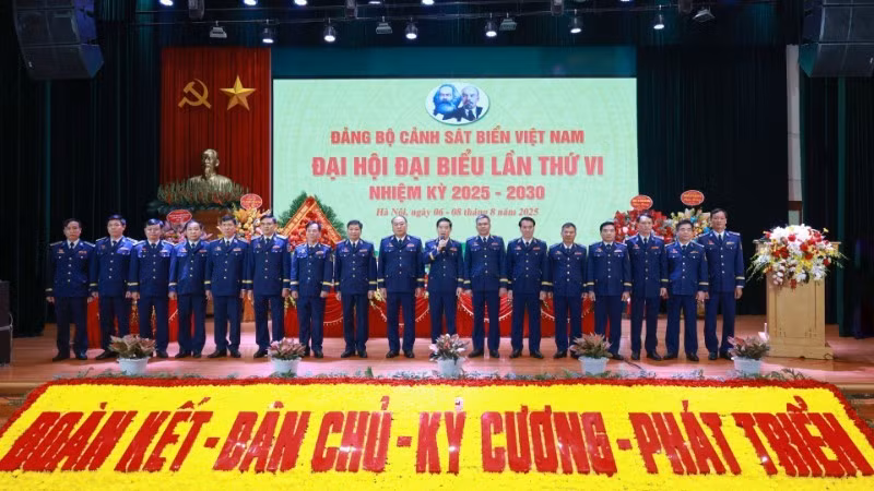 Ban chấp hành Đảng bộ Cảnh sát biển Việt Nam nhiệm kỳ 2025-2030 ra mắt Đại hội.