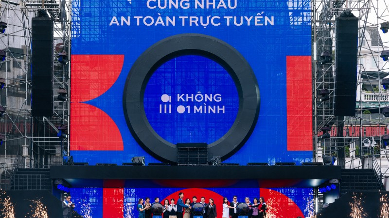 Khai mạc Ngày hội An toàn trực tuyến "Không Một Mình".