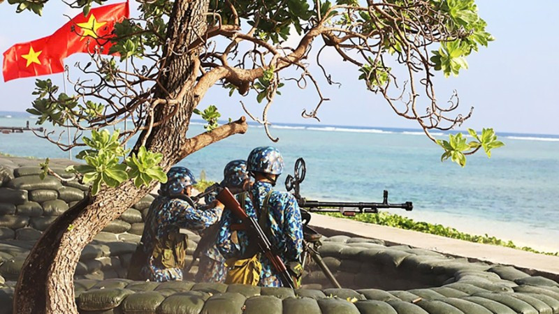 Cán bộ, chiến sĩ Trường Sa nâng cao chất lượng huấn luyện.