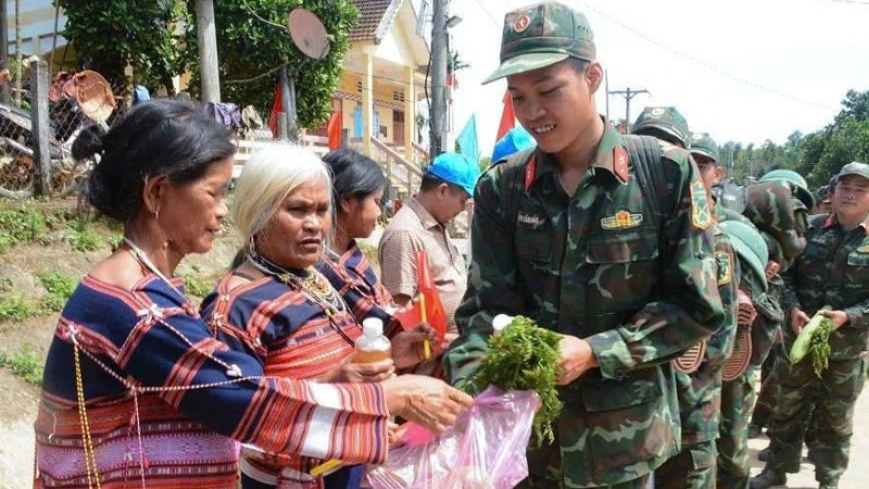 Tăng cường và giữ vững sự lãnh đạo của Đảng đối với lực lượng vũ trang Quân khu 5, xây dựng Đảng bộ trong sạch, vững mạnh tiêu biểu.
