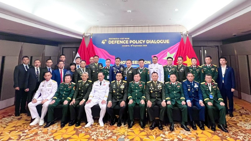 Các đại biểu tại Đối thoại Chính sách Quốc phòng Việt Nam–Indonesia lần thứ 4.