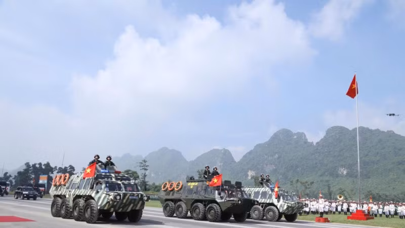 Công tác kỹ thuật cho dàn xe pháo quân sự thực hiện nhiệm vụ diễu binh, diễu hành luôn được bảo đảm.