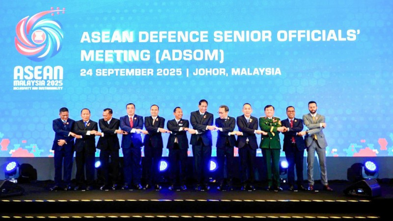 Các đại biểu dự hội nghị 