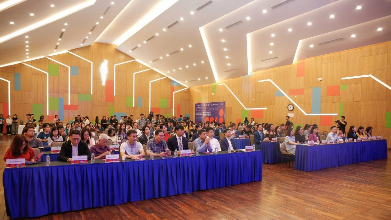 Lễ phát động chiến dịch truyền thông "Không một mình"