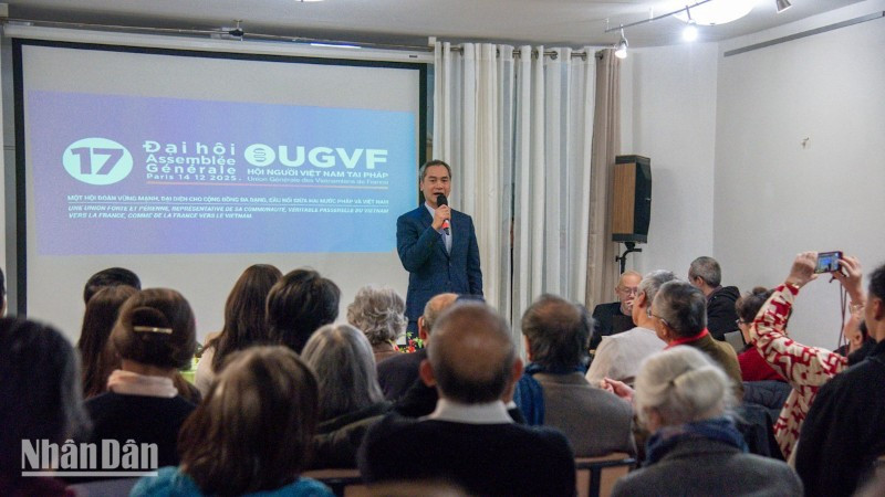Ông Vương Hữu Nhân tái đắc cử Chủ tịch Hội người Việt Nam tại Pháp, nhiệm kỳ 2025-2028.