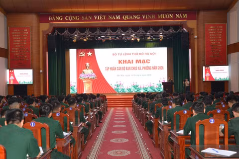 Quang cảnh lễ khai mạc.