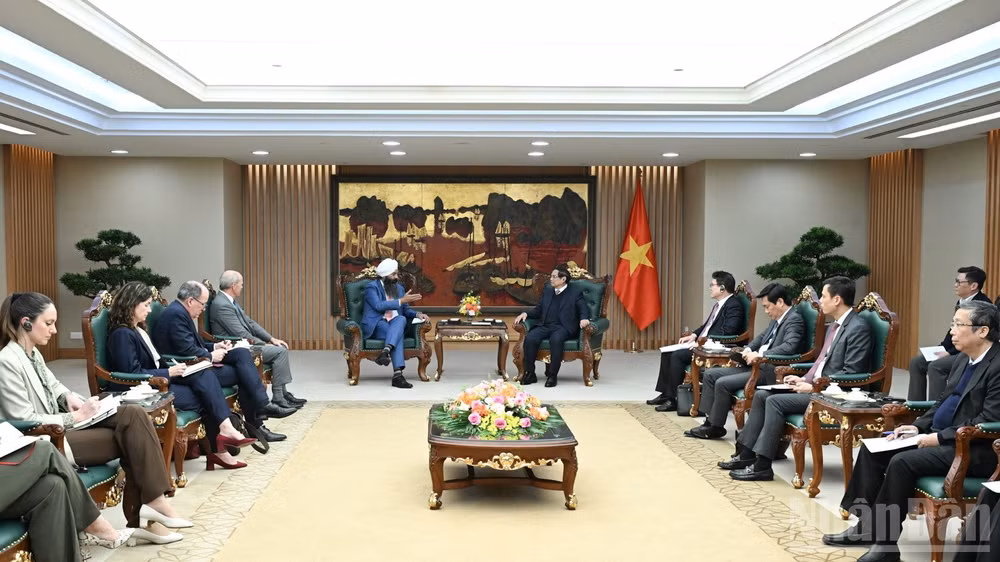 Quang cảnh buổi tiếp. (Ảnh: TRẦN HẢI)