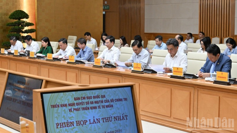 Các đại biểu tham dự phiên họp. (Ảnh: Trần Hải) ndo_br_b2-764.jpg