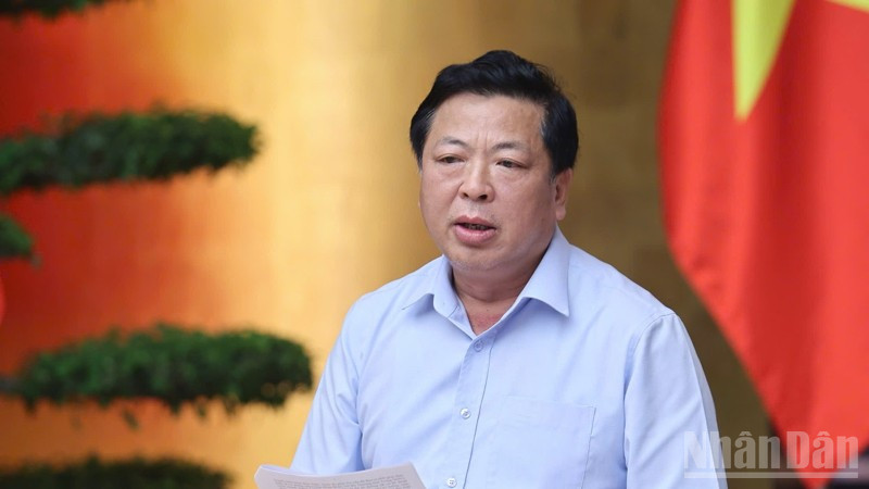 Bộ trưởng Xây dựng Trần Hồng Minh phát biểu ý kiến tại Hội nghị. (Ảnh: TRẦN HẢI) ndo_br_a2-4210.jpg