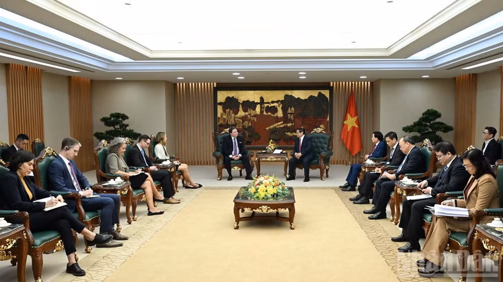 Quang cảnh buổi tiếp. (Ảnh TRẦN HẢI)