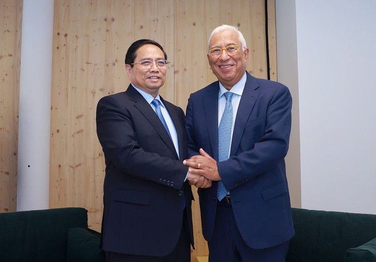Thủ tướng Chính phủ Phạm Minh Chính và Chủ tịch Hội đồng châu Âu Antonio Costa. (Ảnh: Nhật Bắc/VGP)