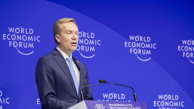 Chủ tịch điều hành Diễn đàn Kinh tế Thế giới (WEF) Borge Brende phát biểu tại phiên khai mạc. (Ảnh: NHẬT BẮC/VGP) a5-6534.jpg