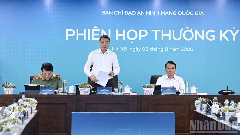 Thủ tướng Chính phủ Lê Minh Hưng chủ trì Phiên họp thứ hai năm 2026 của Ban Chỉ đạo An ninh mạng quốc gia. (Ảnh: Trần Hải)