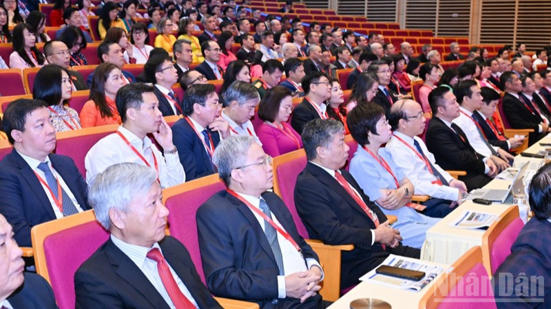 Các đại biểu tham dự Đại hội Đảng bộ Bộ Ngoại giao lần thứ I Nhiệm kỳ 2025-2030. (Ảnh: TRẦN HẢI) ndo_br_b5-4055.jpg