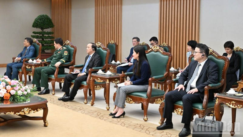 Lãnh đạo một số bộ, ngành Việt Nam tham dự buổi tiếp. (Ảnh: TRẦN HẢI) Lãnh đạo một số bộ, ngành Việt Nam tham dự buổi tiếp. (Ảnh: TRẦN HẢI)