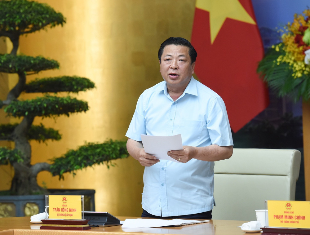 Bộ trưởng Xây dựng Trần Hồng Minh báo cáo tại Hội nghị. (Ảnh: Trần Hải) c3.jpg