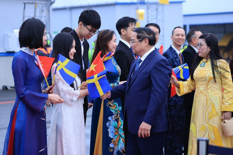 Chuyến thăm Thuỵ Điển lần này của Thủ tướng Chính phủ Phạm Minh Chính hy vọng sẽ tạo xung lực và đột phá, đưa quan hệ hai nước phát triển ngày càng thực chất và hiệu quả - Ảnh: VGP/Nhật Bắc ca5.jpg