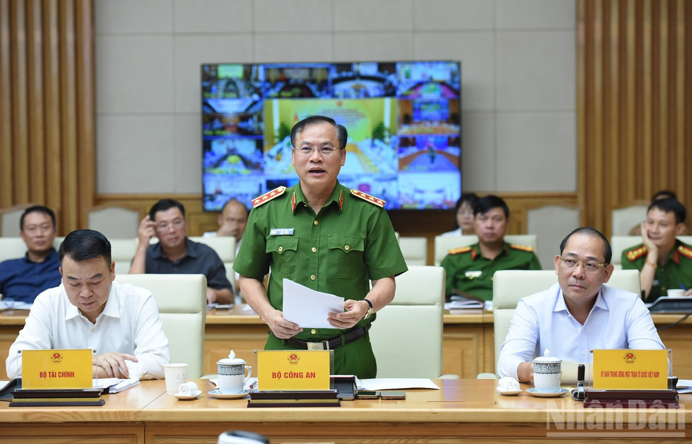 Đại diện lãnh đạo Bộ Công an phát biểu tại Hội nghị. (Ảnh: TRẦN HẢI) ndo_br_a6-3066.jpg