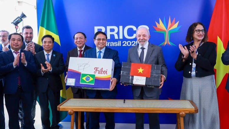 Thủ tướng Chính phủ và Tổng thống Brazil chứng kiến Lễ công bố lô hàng xuất khẩu cá tra-basa và cá rô phi đầu tiên của Việt Nam sang Brazil và Lễ công bố lô hàng xuất khẩu thịt bò đầu tiên của Brazil sang Việt Nam. (Ảnh: VGP/NHẬT BẮC) anh-7-3431.jpg