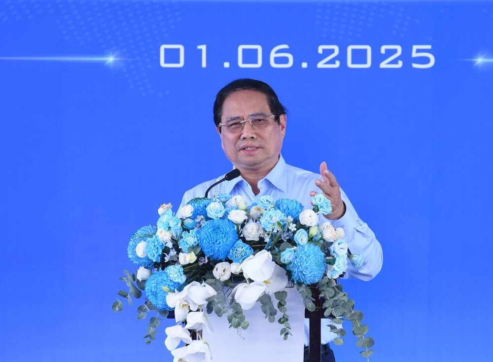 Thủ tướng Phạm Minh Chính phát biểu ý kiến tại lễ khởi công (Ảnh: TRẦN HẢI). b2.jpg