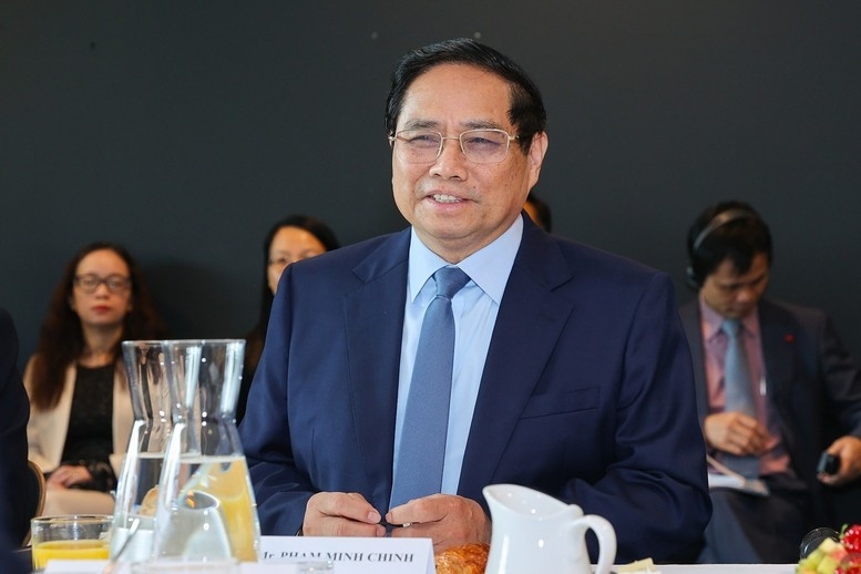 Thủ tướng Phạm Minh Chính khẳng định, Chính phủ Việt Nam luôn đồng hành, lắng nghe, hỗ trợ và tạo mọi điều kiện thuận lợi để cộng đồng doanh nghiệp nói chung và các nhà đầu tư nước ngoài, trong đó có doanh nghiệp Thụy Điển nói riêng đầu tư thành công, bền vững, lâu dài ở Việt Nam. (Ảnh: NHẬT BẮC/VGP) an3.jpg