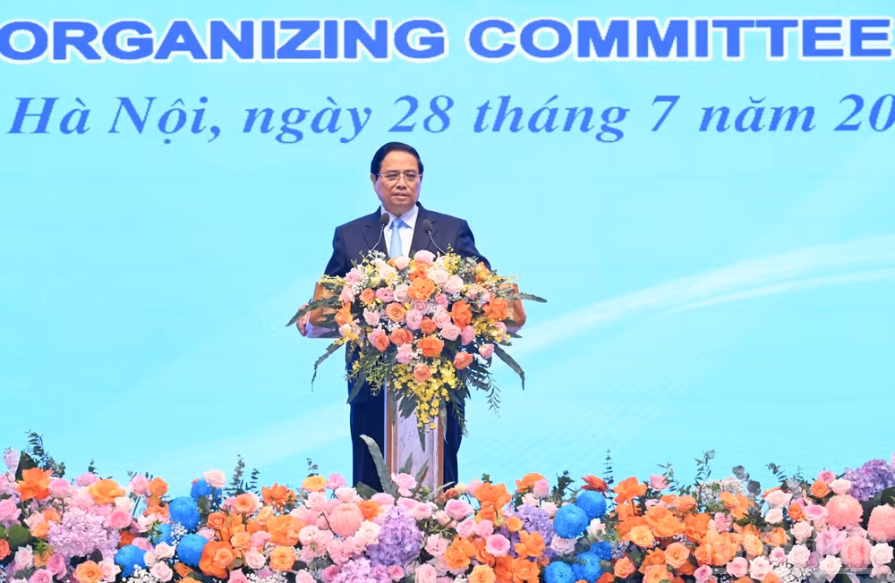 Thủ tướng Chính phủ Phạm Minh Chính chủ trì Lễ Công bố thành lập Ủy ban Quốc gia APEC 2027. (Ảnh: TRẦN HẢI)