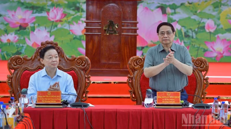 Thủ tướng Chính phủ Phạm Minh Chính chủ trì hội nghị. (Ảnh: THANH GIANG)