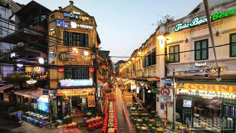 Tái định vị du lịch sau thay đổi địa giới: Cơ hội và thách thức cho các địa phương