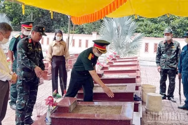 Lâm Đồng quyết tâm hoàn thành lấy mẫu xác định danh tính hài cốt liệt sĩ trong năm 2026.
