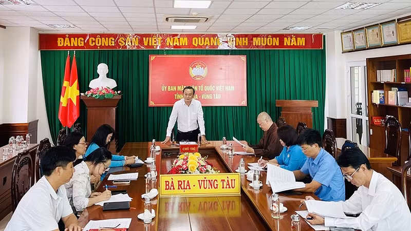 Ngày 26/6, Ủy ban Mặt trận Tổ quốc Việt Nam tỉnh Bà Rịa-Vũng Tàu (cũ) thống nhất hợp nhất Quỹ “An sinh xã hội” tỉnh và Quỹ “Vì người nghèo” tỉnh thành Quỹ “Vì người nghèo”. (Ảnh: Báo Bà Rịa-Vũng Tàu)