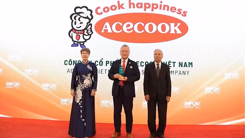 Acecook Việt Nam được vinh danh “Doanh nghiệp bền vững của năm 2025”.