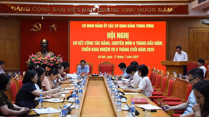 Hội nghị sơ kết công tác 6 tháng đầu năm 2025 của cơ quan Đảng ủy các cơ quan Đảng Trung ương. 