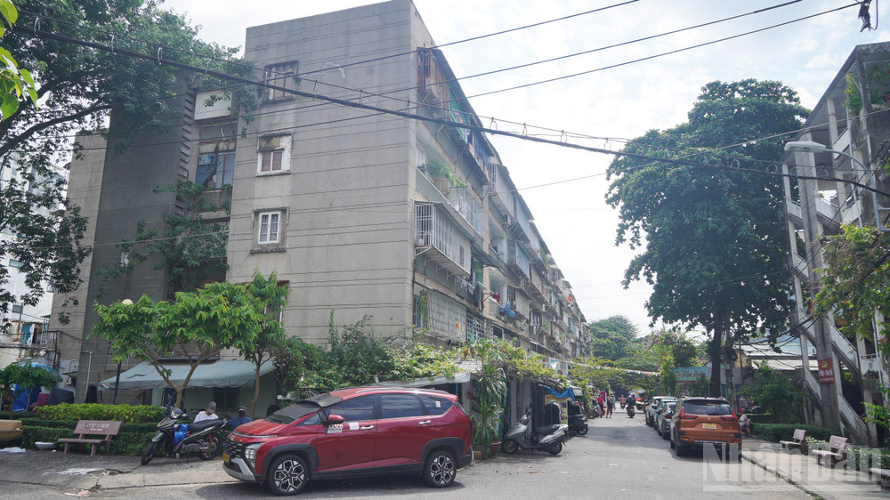 Tính đến nay, đã có 685 hộ cam kết tự nguyện tháo dỡ tại chung cư Thanh Đa. ndo_br_5.jpg