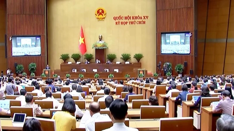 [Video] Quốc hội bàn việc siết hoạt động quảng cáo của người nổi tiếng