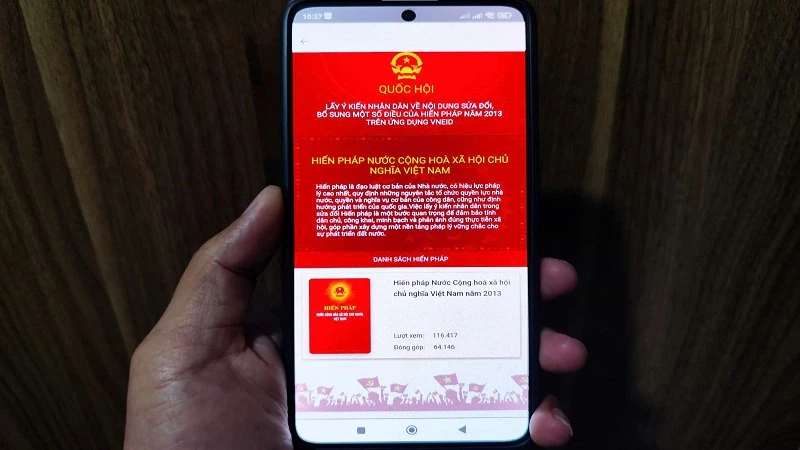 [Video] TP Hồ Chí Minh lấy ý kiến về sửa đổi, bổ sung Hiến pháp năm 2013 qua ứng dụng VneID 
