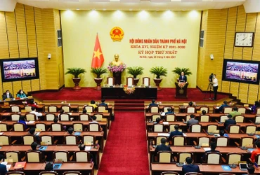 Quang cảnh phiên khai mạc Kỳ họp thứ nhất, Hội đồng nhân dân thành phố Hà Nội khóa 16.