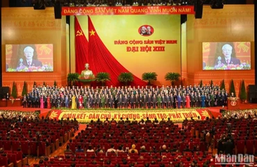 Đại hội XIII của Đảng thống nhất "Ý Đảng, lòng dân" để đưa đất nước bước vào giai đoạn phát triển mới.
