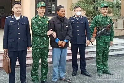 Bắt đối tượng Giang Văn Xoài tàng trữ trái phép ma túy ngày 6/1.