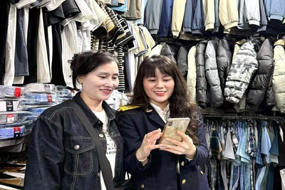 Khu vực hộ, cá nhân kinh doanh khi chính thức chuyển đổi từ phương pháp khoán sang kê khai sẽ góp phần tự quản trị thuế của chính mình theo hướng chủ động, minh bạch hơn.