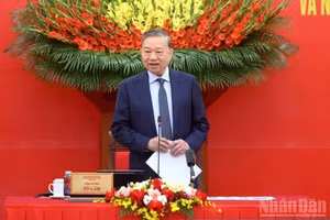 Thay mặt Ban Chấp hành Trung ương Đảng, Tổng Bí thư Tô Lâm đã ký ban hành Quy định số 21-QĐ/TW, ngày 11/4/2016 về công tác kiểm tra, giám sát và kỷ luật của Đảng. (Ảnh: Đăng Khoa)