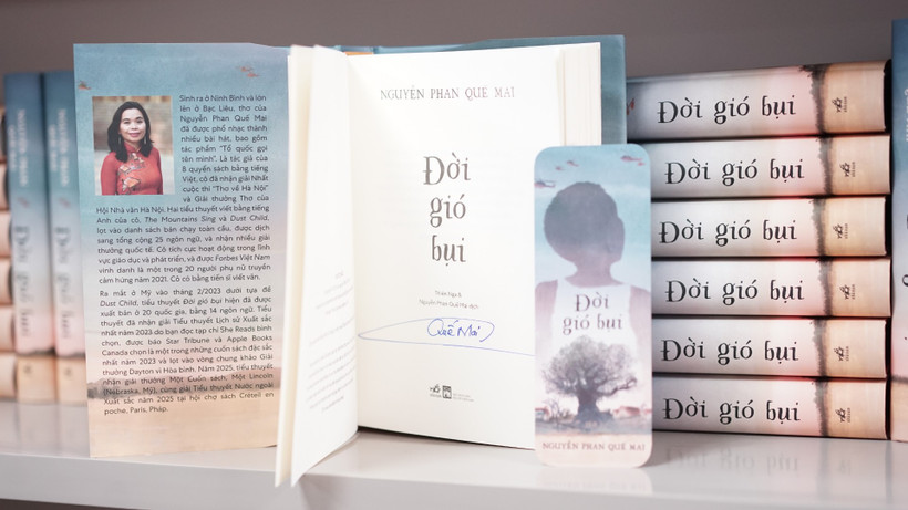 “Đời gió bụi” của Nguyễn Phan Quế Mai: Sự trở về đầy ấn tượng