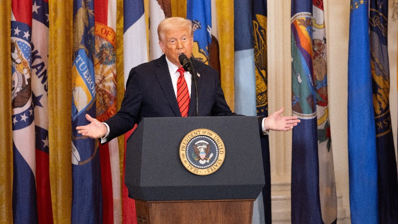 Tổng thống Mỹ Donald Trump phát biểu tại Nhà Trắng. (Ảnh: THX/TTXVN)