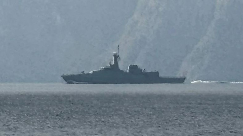 Tàu của hải quân tuần tra tại eo biển Hormuz, ngày 1/3/2026. (Ảnh: rnz.co.nz/TTXVN)