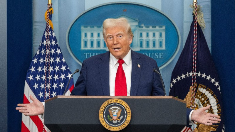 Tổng thống Mỹ Donald Trump phát biểu tại Nhà trắng. (Ảnh: THX/TTXVN)