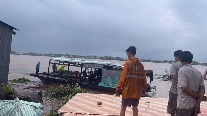 Hiện trường vụ sạt lở.