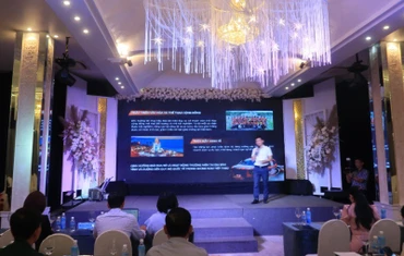Ban Tổ chức giới thiệu Giải đua xe thể thao và địa hình Victory Challenge Sailun Cup 2025. (Ảnh: PHONG NGUYÊN) 